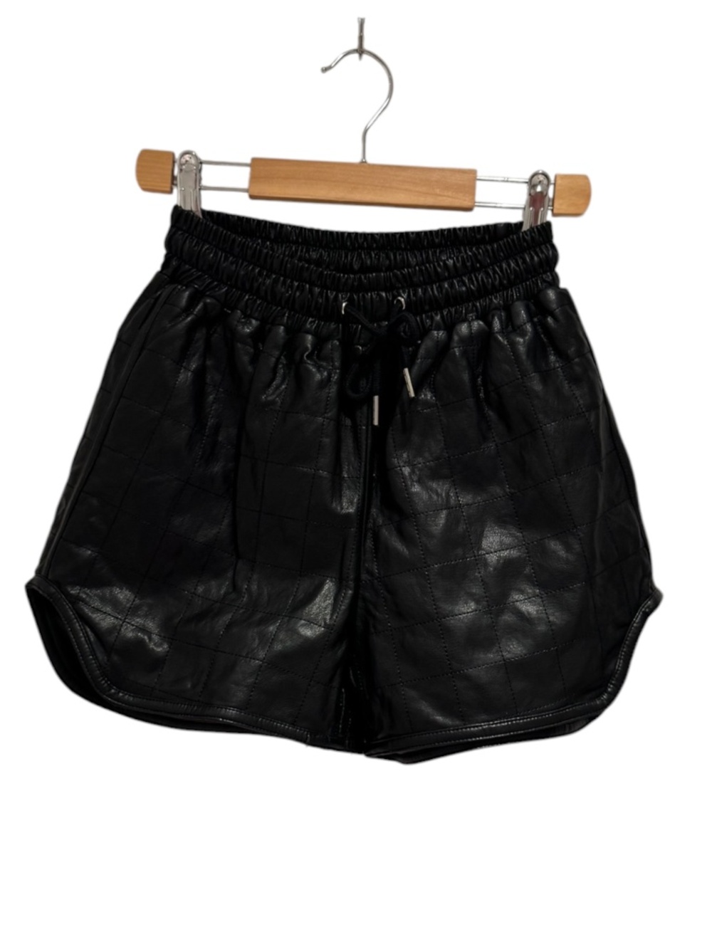 THE FRANKIE SHOP black faux leather quilted high-waist shorts - size small